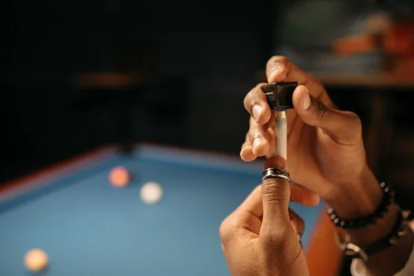 snooker cue chalk
